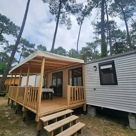 Mobilhome Dans Les Pins - Les Oyats